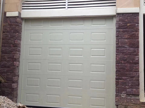 東莞車(chē)庫(kù)門(mén)電機(jī)電動(dòng)狀態(tài)下的操作